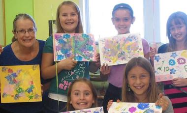 Kids painting birthday party